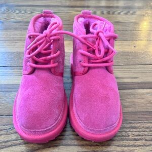 UGG Vibrant Pink Kids Boots Size 1